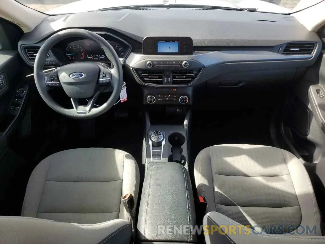8 fotografías del automóvil dañado 1FMCU0F62LUA36908 FORD ESCAPE 2020