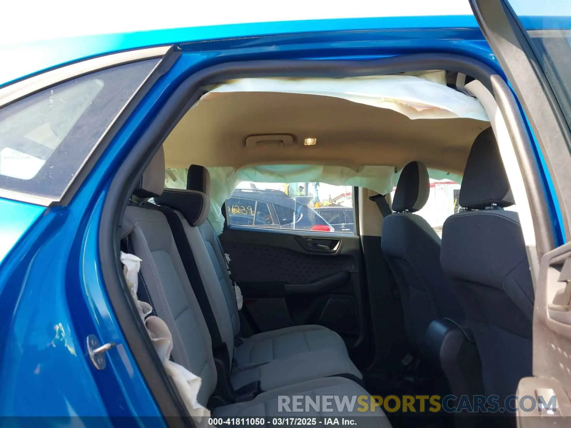 8 fotografías del automóvil dañado 1FMCU0F64LUA07166 FORD ESCAPE 2020