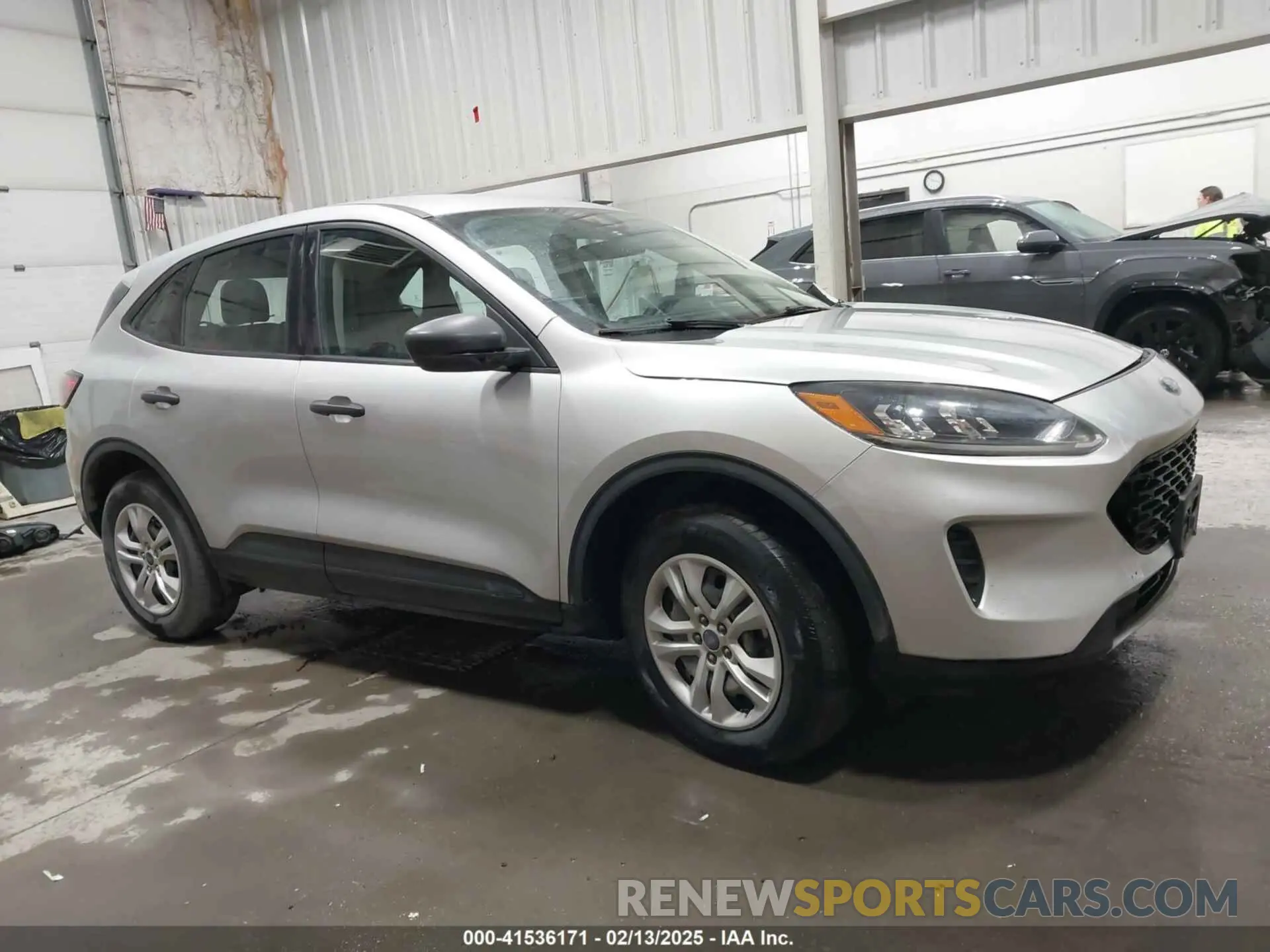 14 fotografías del automóvil dañado 1FMCU0F64LUA84300 FORD ESCAPE 2020
