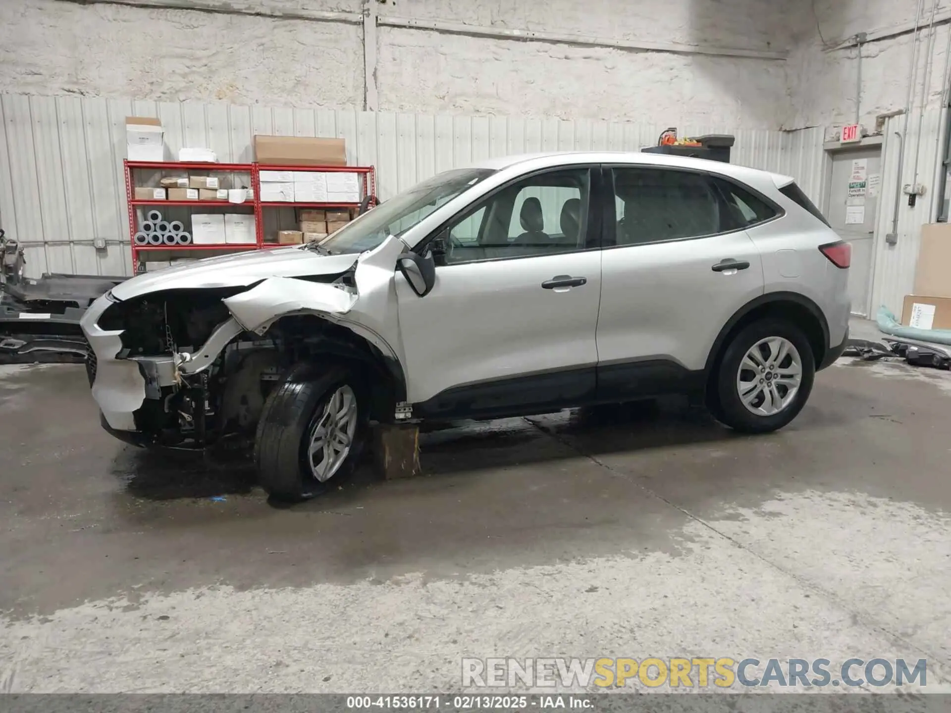 15 fotografías del automóvil dañado 1FMCU0F64LUA84300 FORD ESCAPE 2020