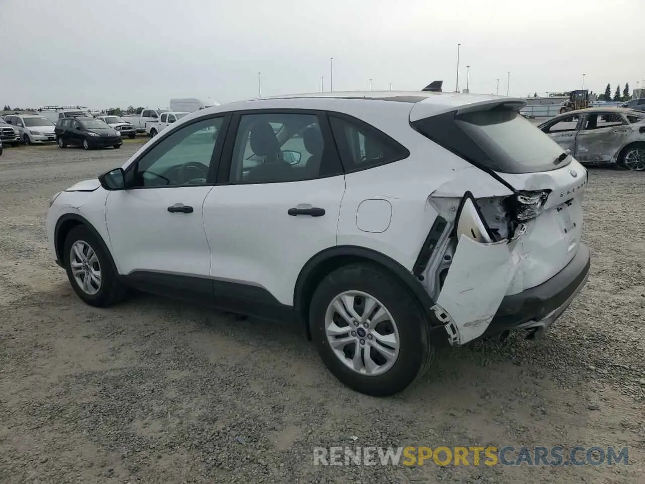 2 fotografías del automóvil dañado 1FMCU0F65LUB70988 FORD ESCAPE 2020