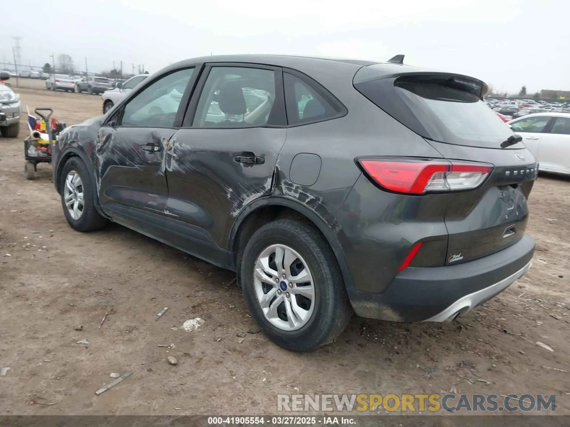 3 fotografías del automóvil dañado 1FMCU0F65LUC67429 FORD ESCAPE 2020