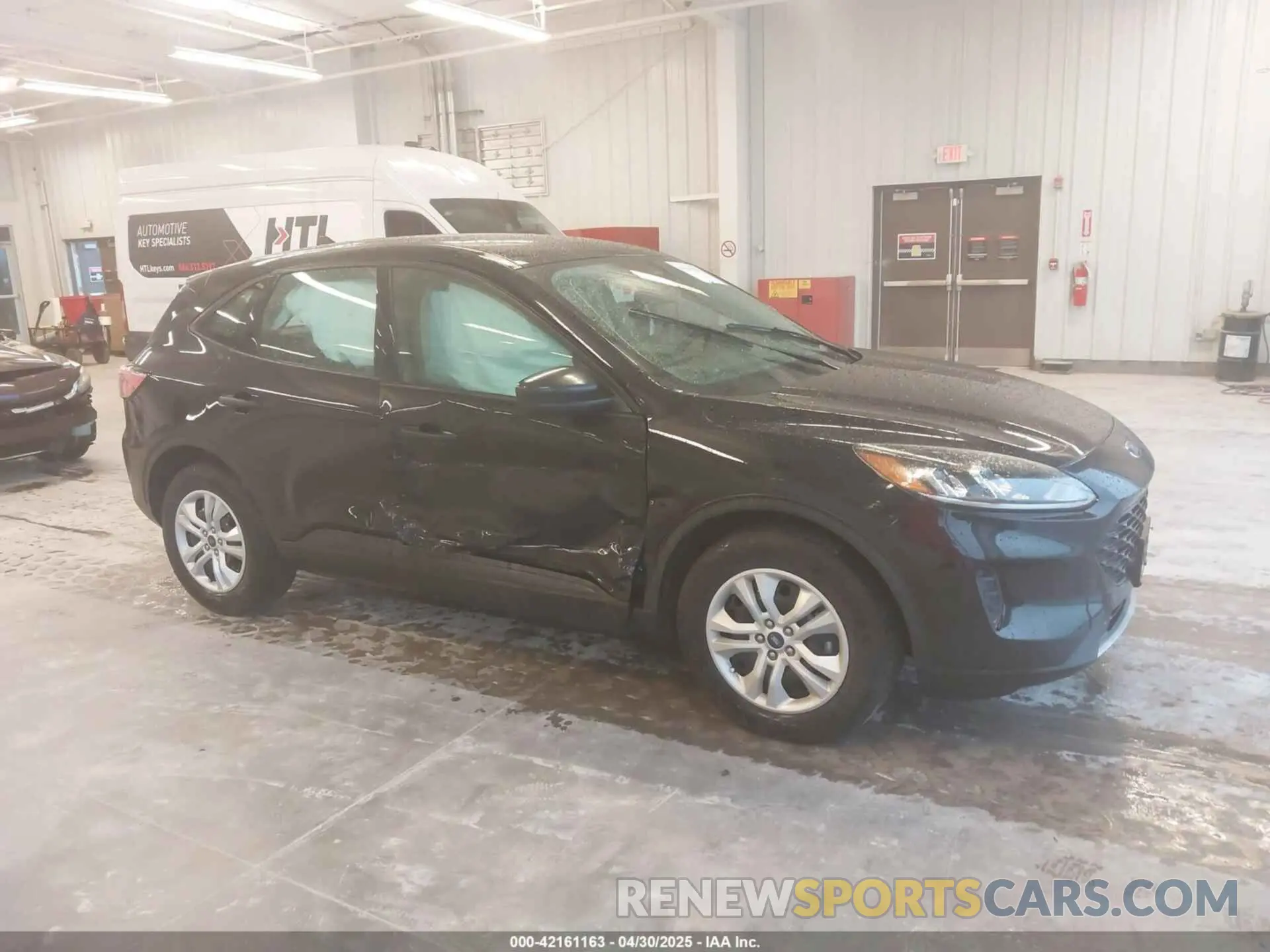 13 fotografías del automóvil dañado 1FMCU0F66LUB67615 FORD ESCAPE 2020