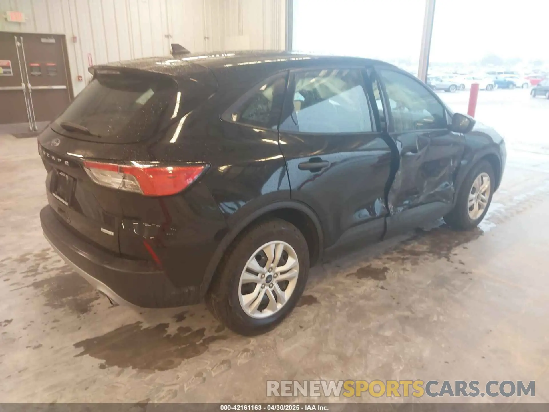 4 fotografías del automóvil dañado 1FMCU0F66LUB67615 FORD ESCAPE 2020