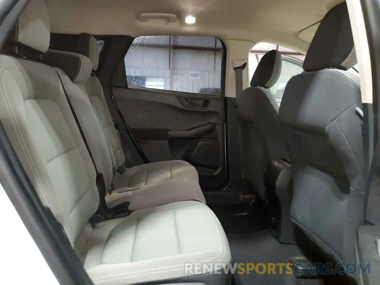 11 fotografías del automóvil dañado 1FMCU0F69LUA06045 FORD ESCAPE 2020