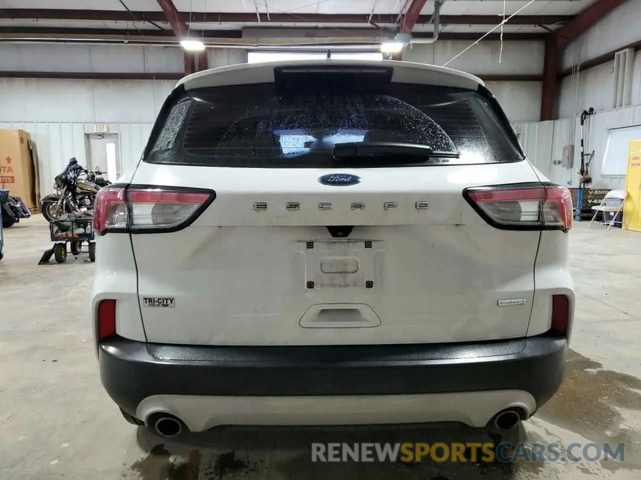 6 fotografías del automóvil dañado 1FMCU0F69LUA06045 FORD ESCAPE 2020