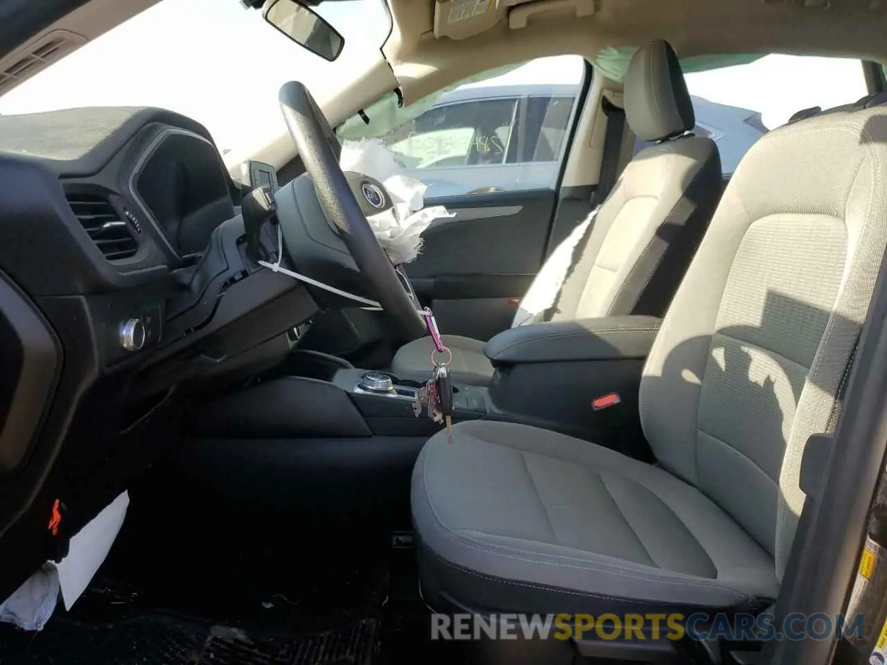 7 fotografías del automóvil dañado 1FMCU0F69LUB60206 FORD ESCAPE 2020