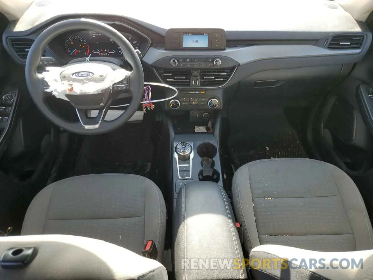 8 fotografías del automóvil dañado 1FMCU0F69LUB60206 FORD ESCAPE 2020