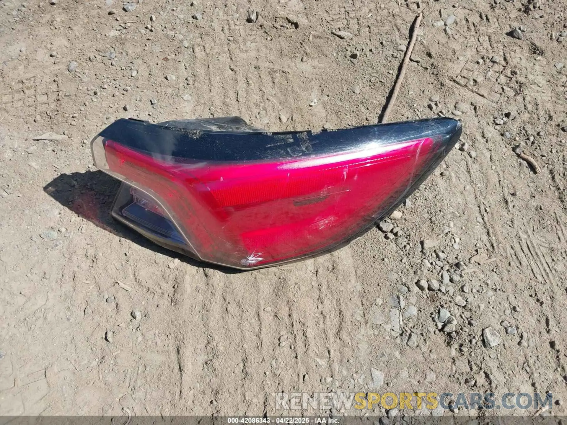 12 fotografías del automóvil dañado 1FMCU0G60LUA79304 FORD ESCAPE 2020