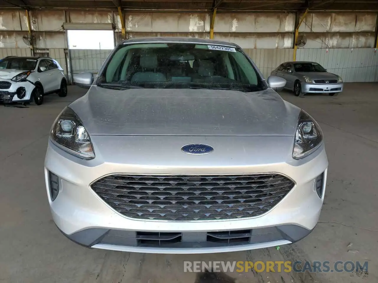 5 fotografías del automóvil dañado 1FMCU0G60LUB31109 FORD ESCAPE 2020