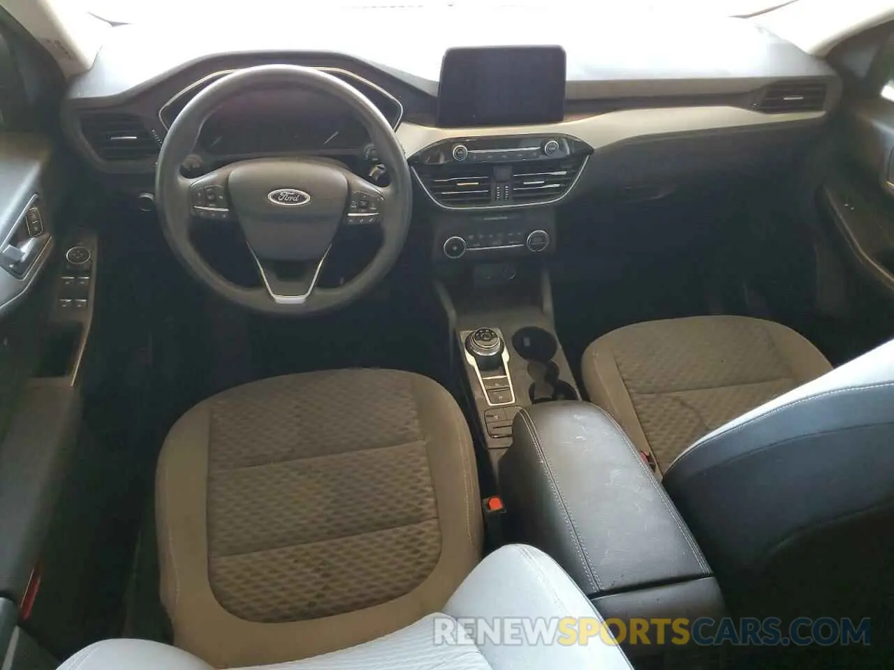 8 fotografías del automóvil dañado 1FMCU0G60LUB31109 FORD ESCAPE 2020