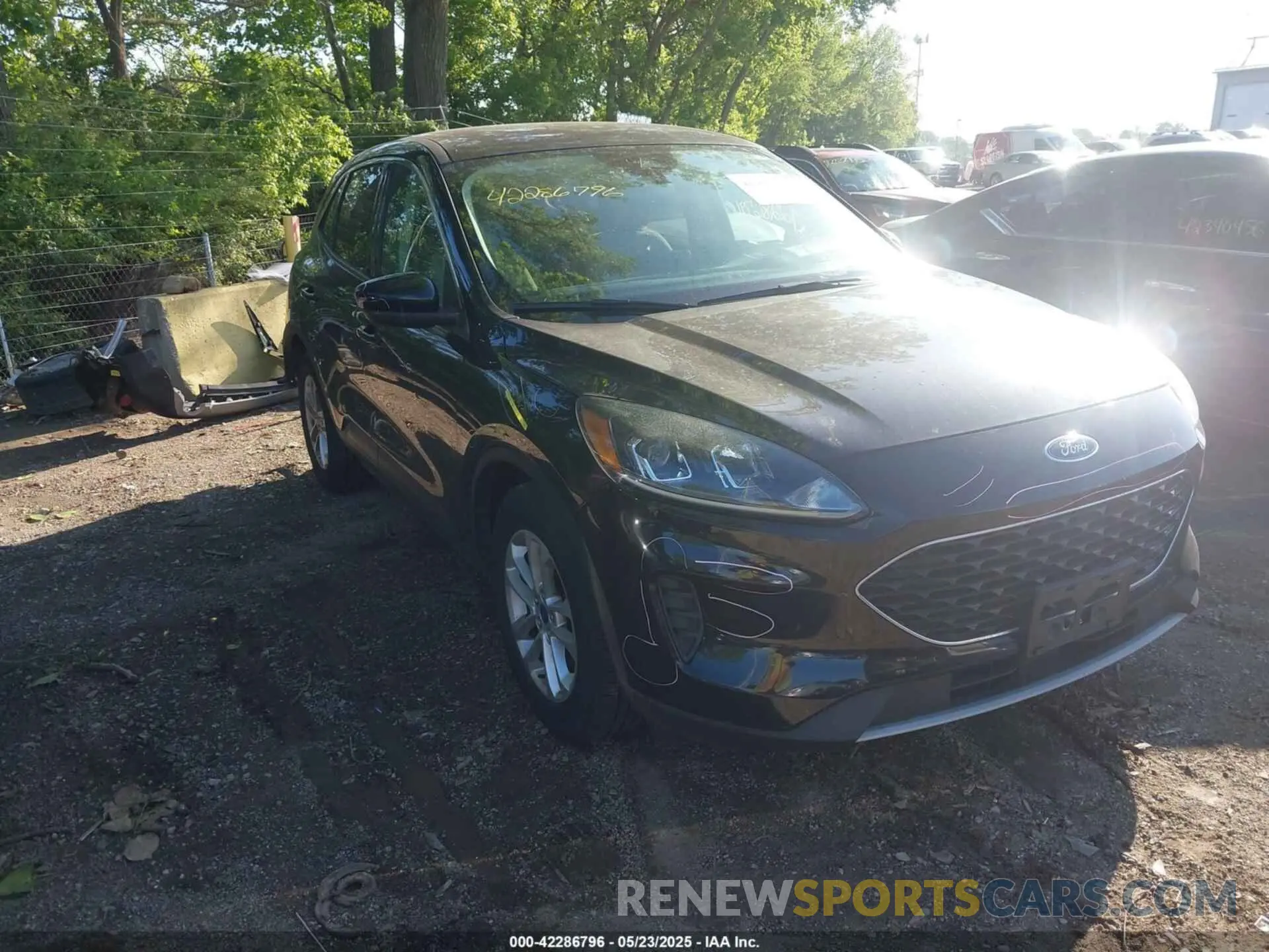 1 fotografías del automóvil dañado 1FMCU0G61LUA29107 FORD ESCAPE 2020