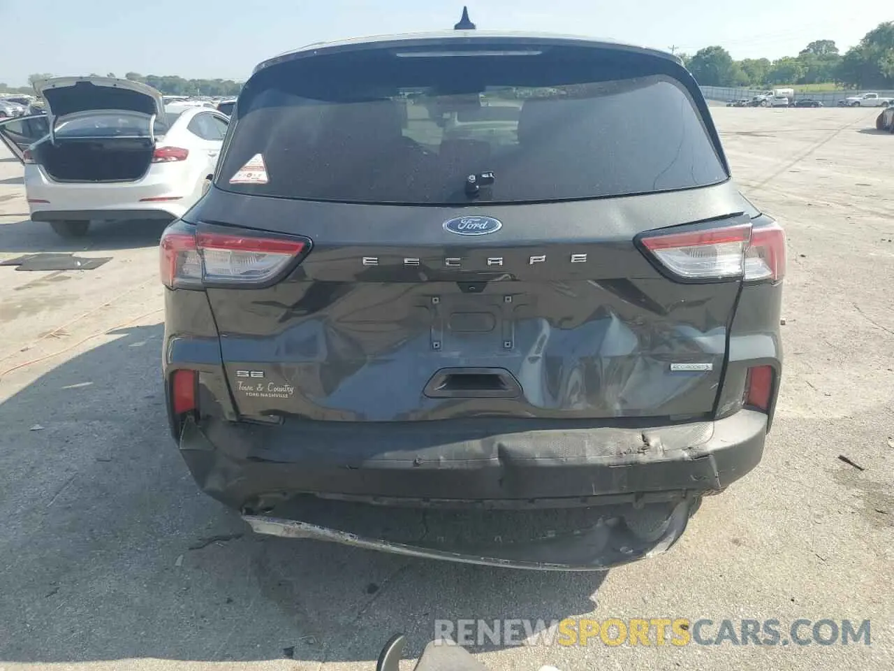 6 fotografías del automóvil dañado 1FMCU0G61LUA46795 FORD ESCAPE 2020