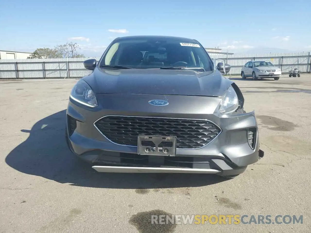5 fotografías del automóvil dañado 1FMCU0G61LUA78887 FORD ESCAPE 2020