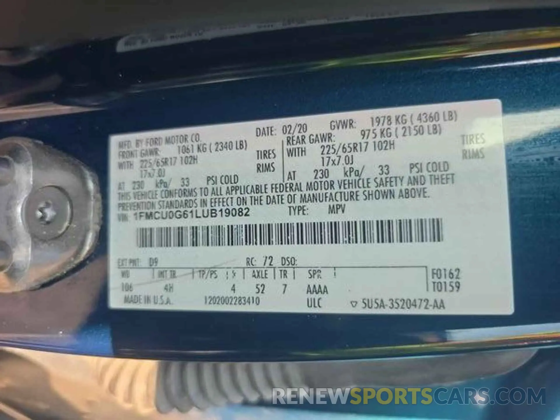 15 fotografías del automóvil dañado 1FMCU0G61LUB19082 FORD ESCAPE 2020