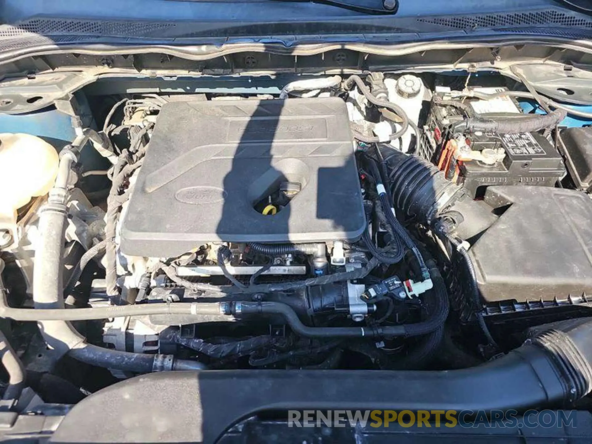 9 fotografías del automóvil dañado 1FMCU0G61LUB19082 FORD ESCAPE 2020