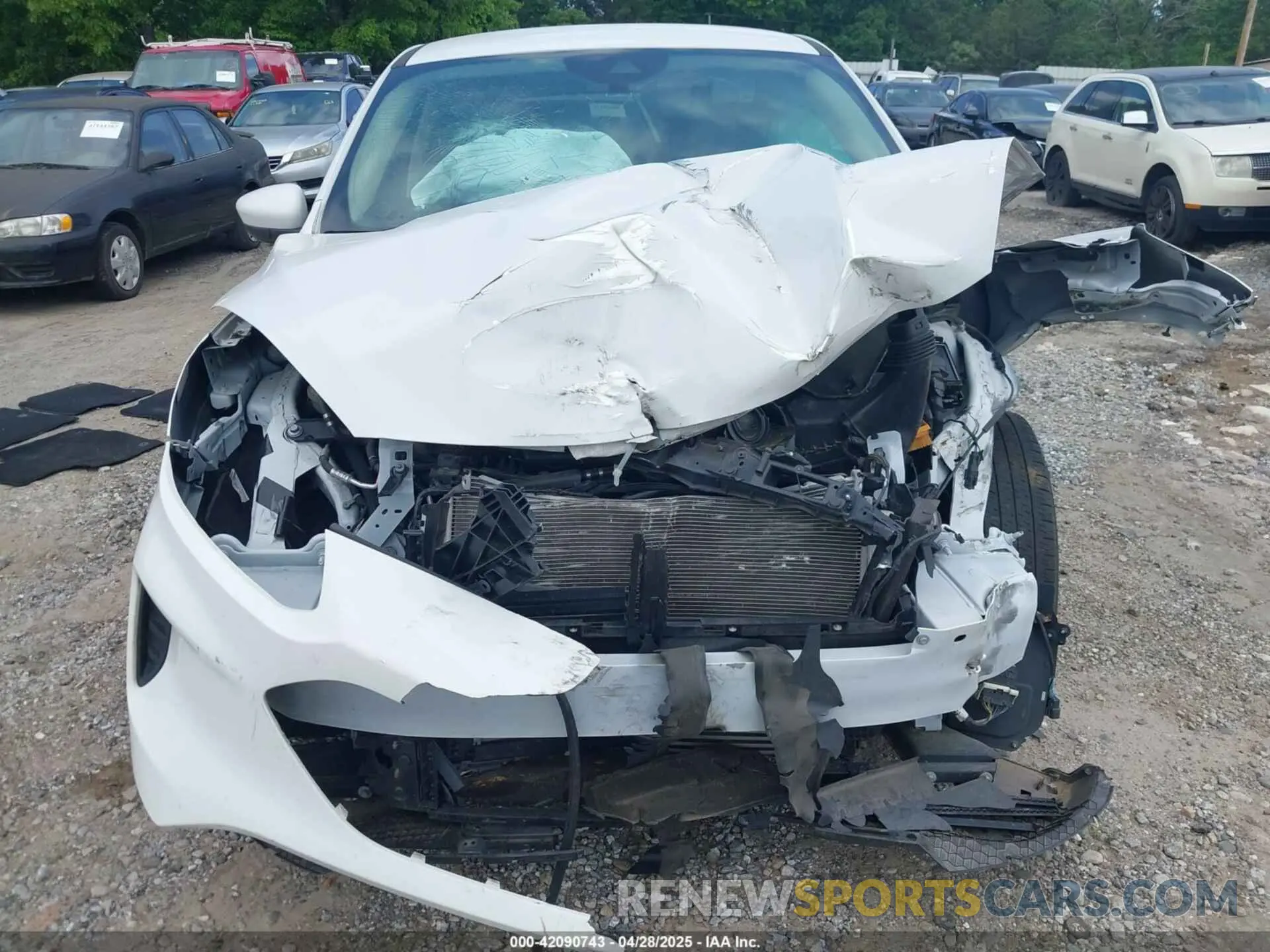11 fotografías del automóvil dañado 1FMCU0G61LUC46897 FORD ESCAPE 2020