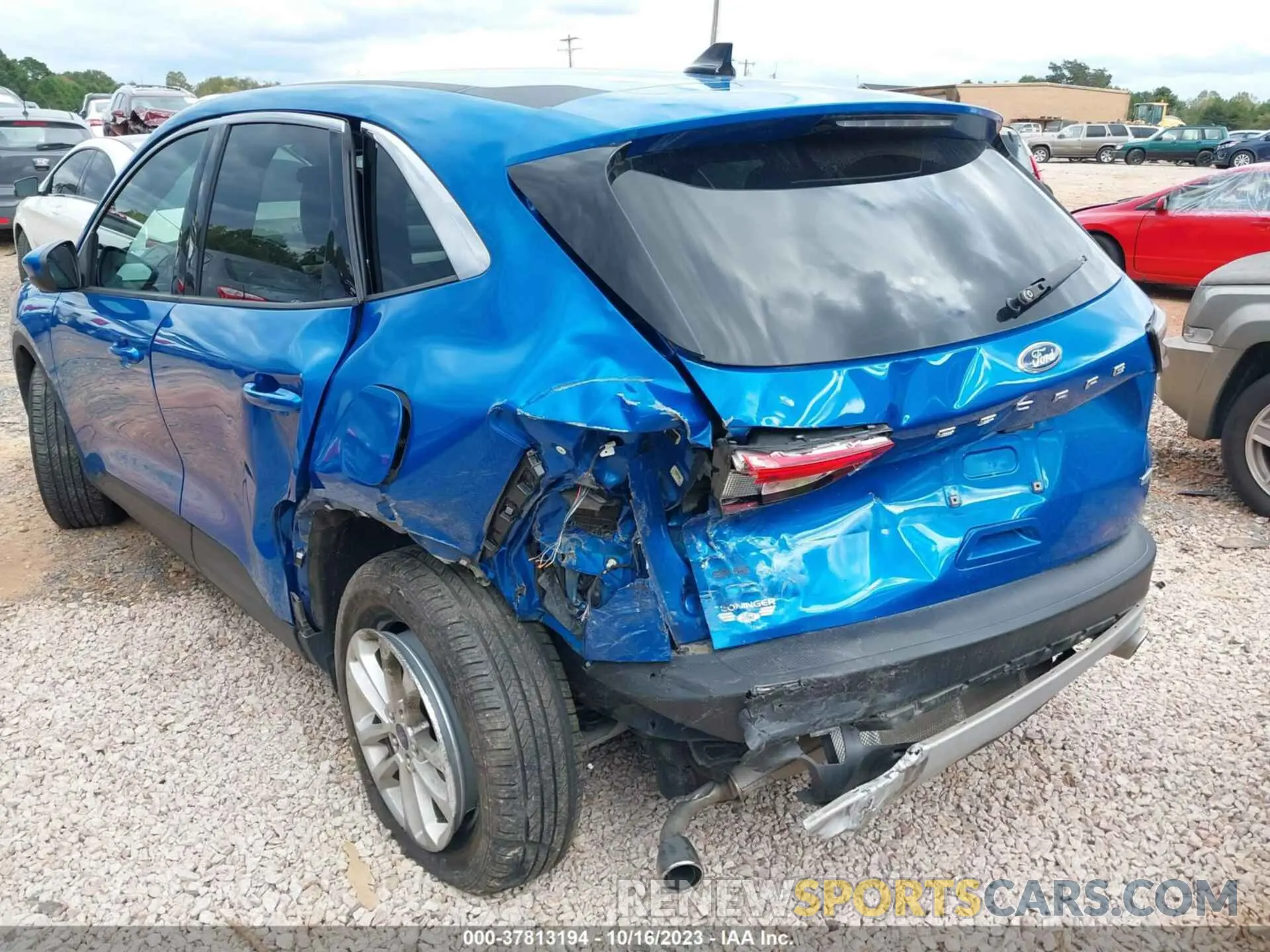 6 fotografías del automóvil dañado 1FMCU0G62LUA66943 FORD ESCAPE 2020