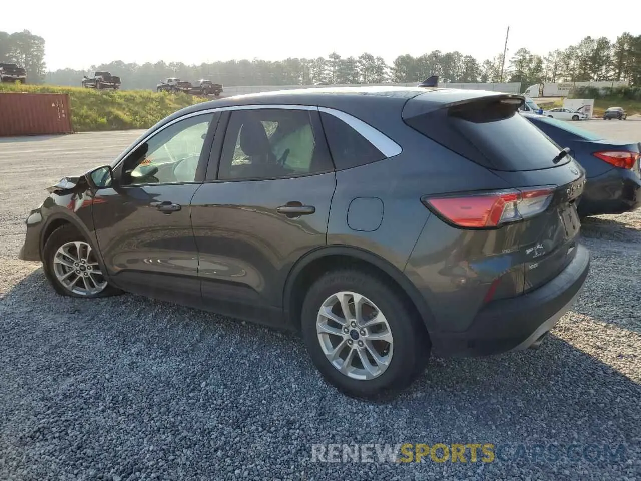 2 fotografías del automóvil dañado 1FMCU0G62LUC42373 FORD ESCAPE 2020