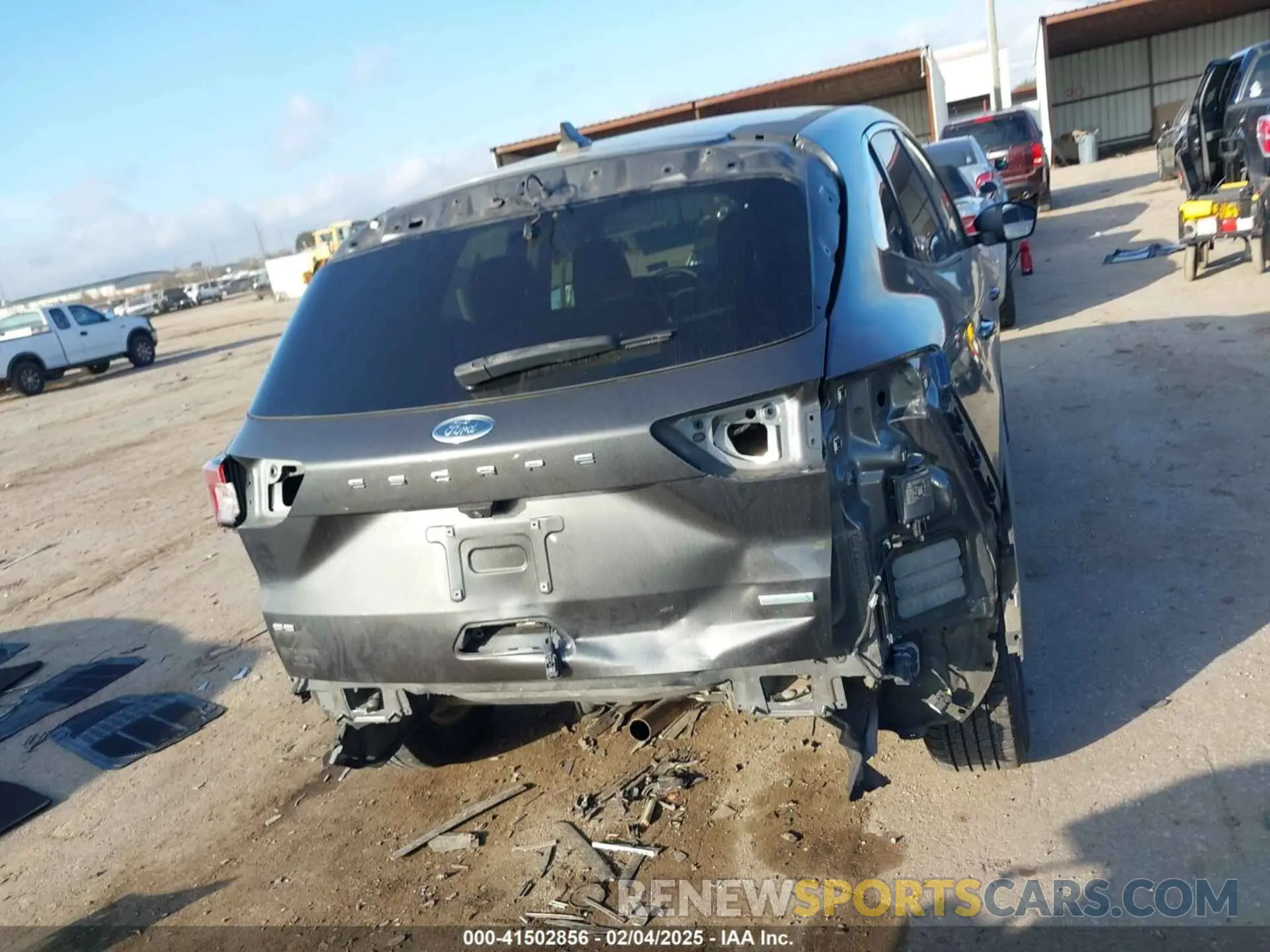 17 fotografías del automóvil dañado 1FMCU0G63LUB74195 FORD ESCAPE 2020