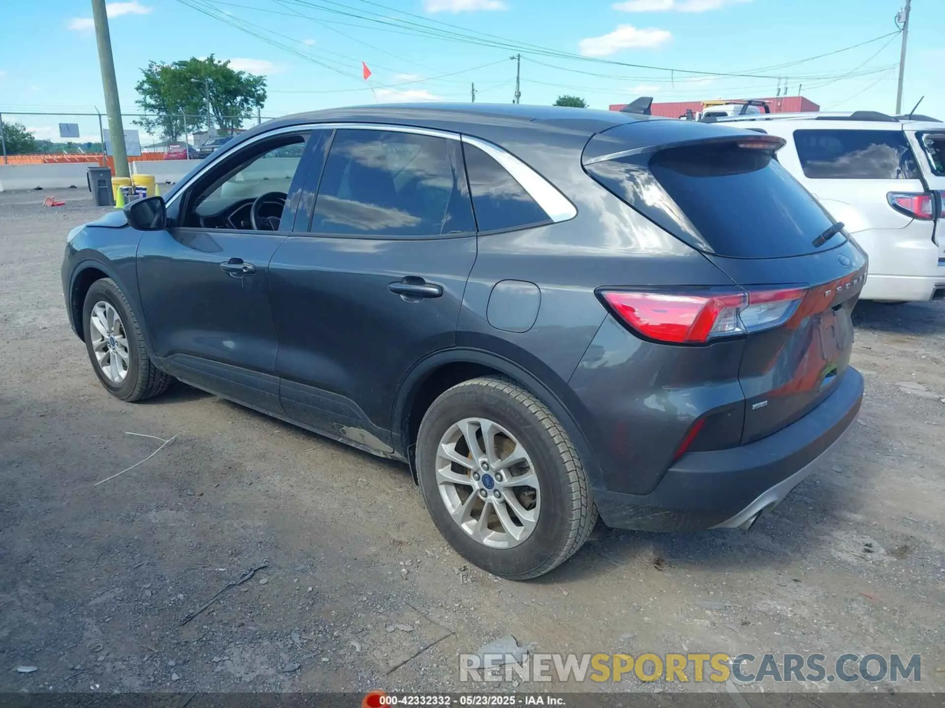 14 fotografías del automóvil dañado 1FMCU0G63LUC26585 FORD ESCAPE 2020