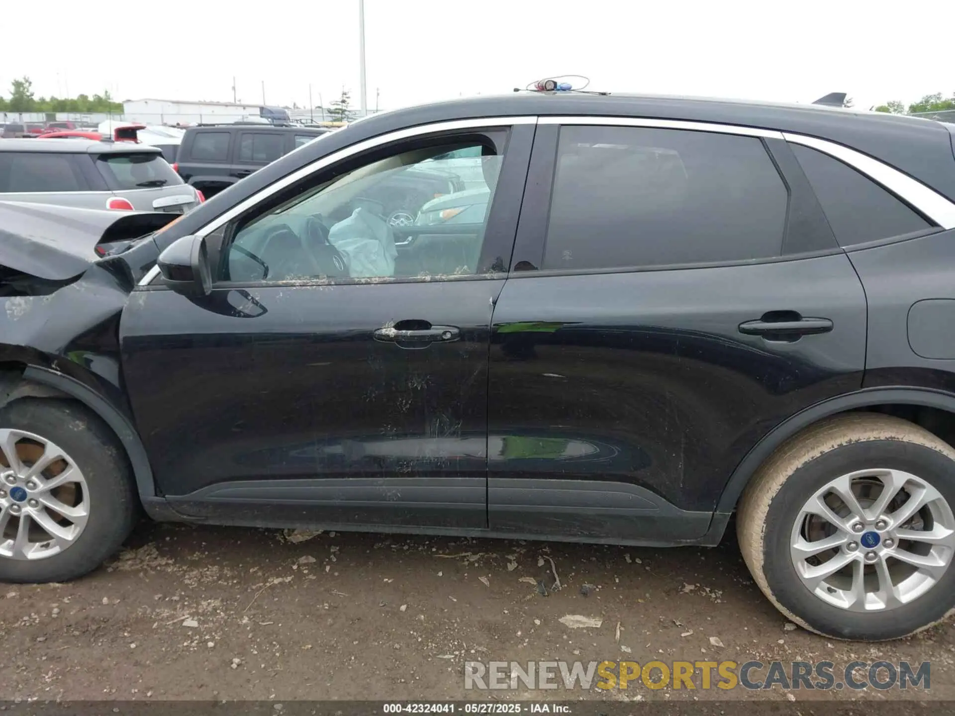 14 fotografías del automóvil dañado 1FMCU0G64LUA46953 FORD ESCAPE 2020