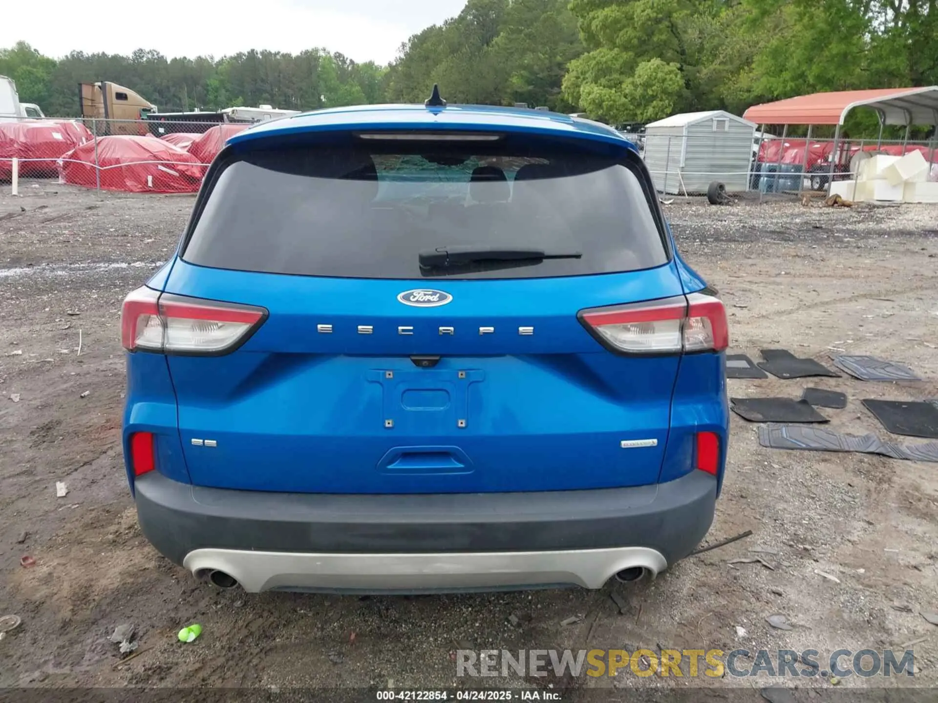 15 fotografías del automóvil dañado 1FMCU0G64LUA57788 FORD ESCAPE 2020