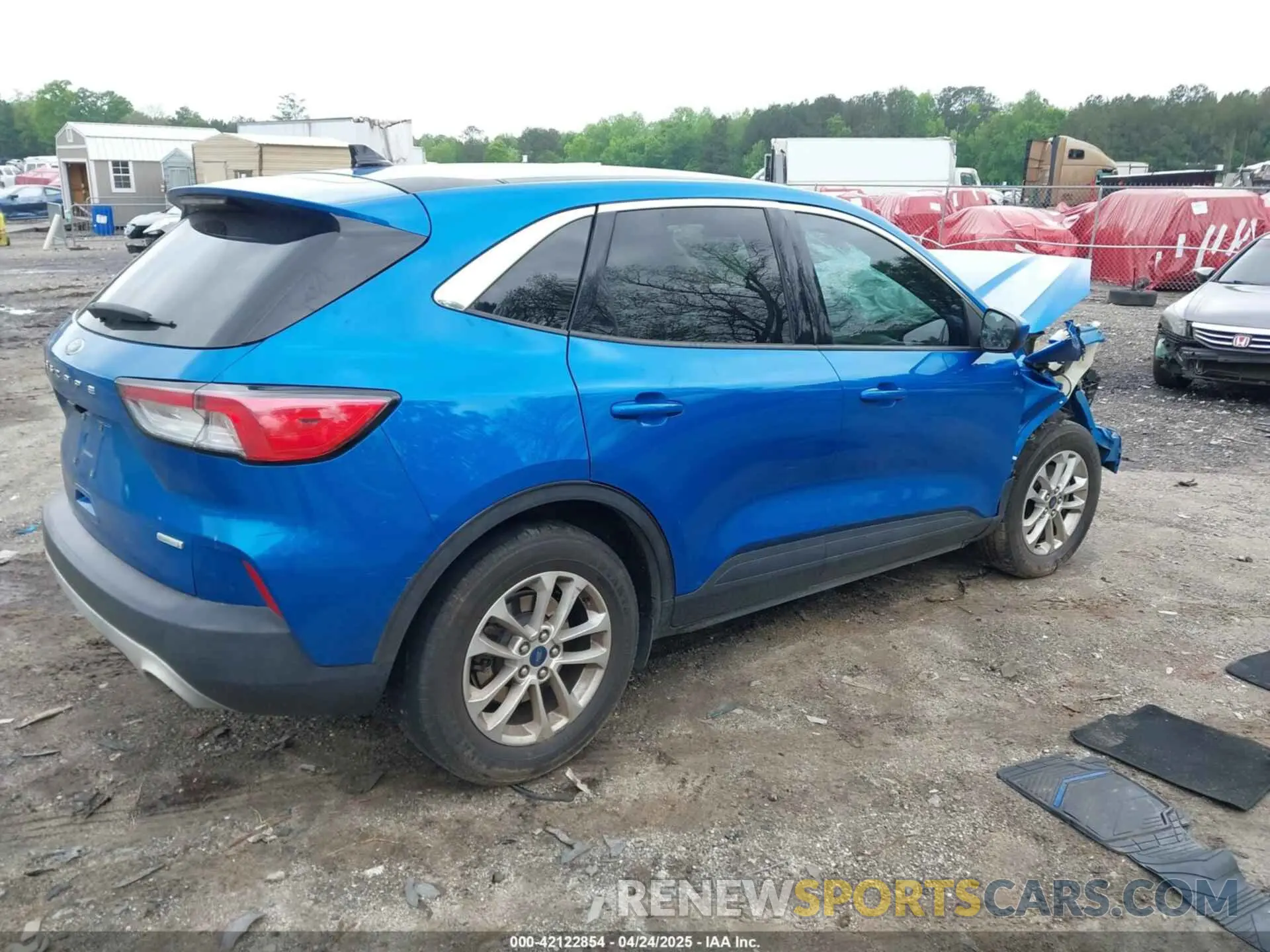 4 fotografías del automóvil dañado 1FMCU0G64LUA57788 FORD ESCAPE 2020
