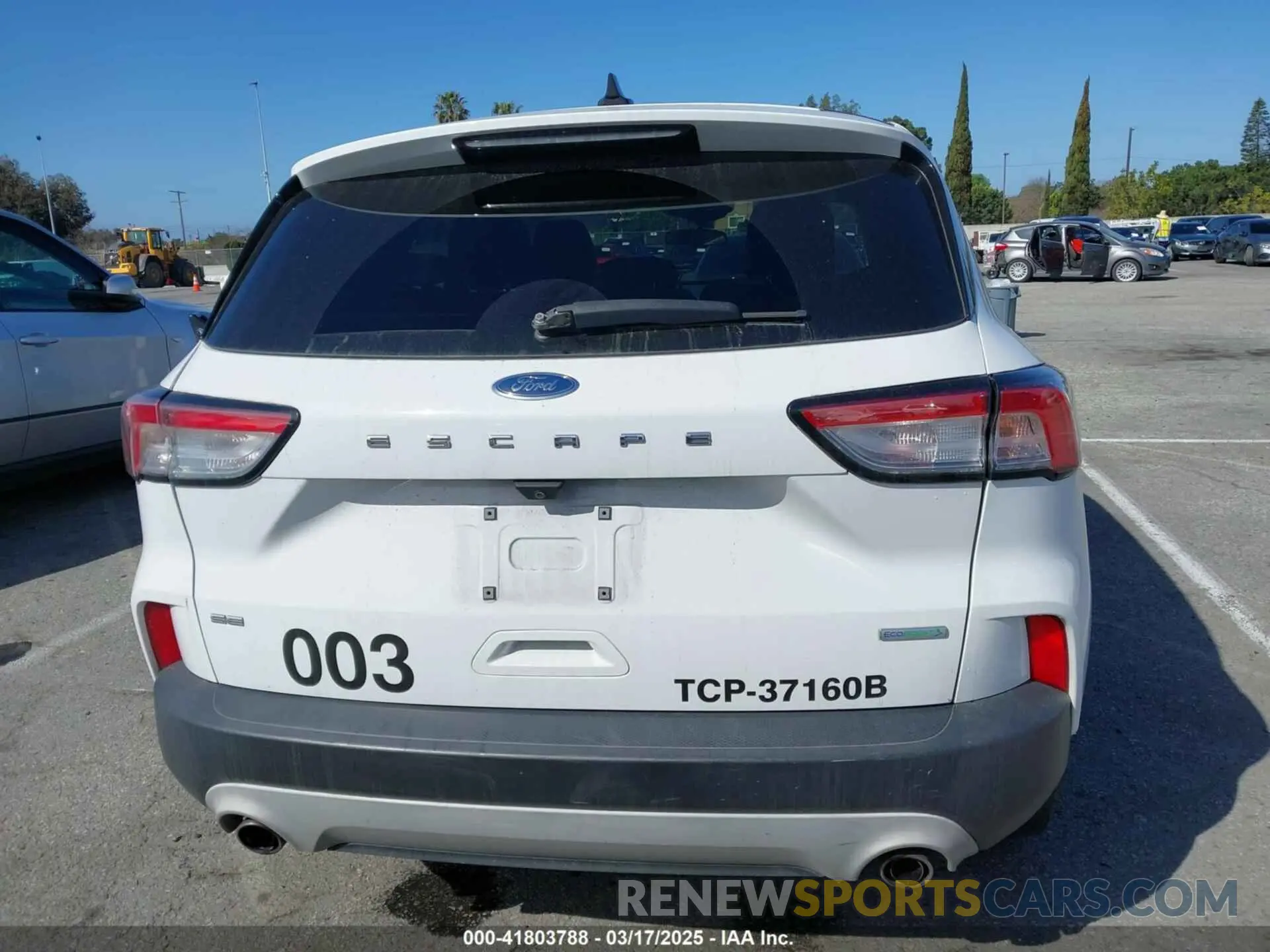 17 fotografías del automóvil dañado 1FMCU0G64LUA86255 FORD ESCAPE 2020
