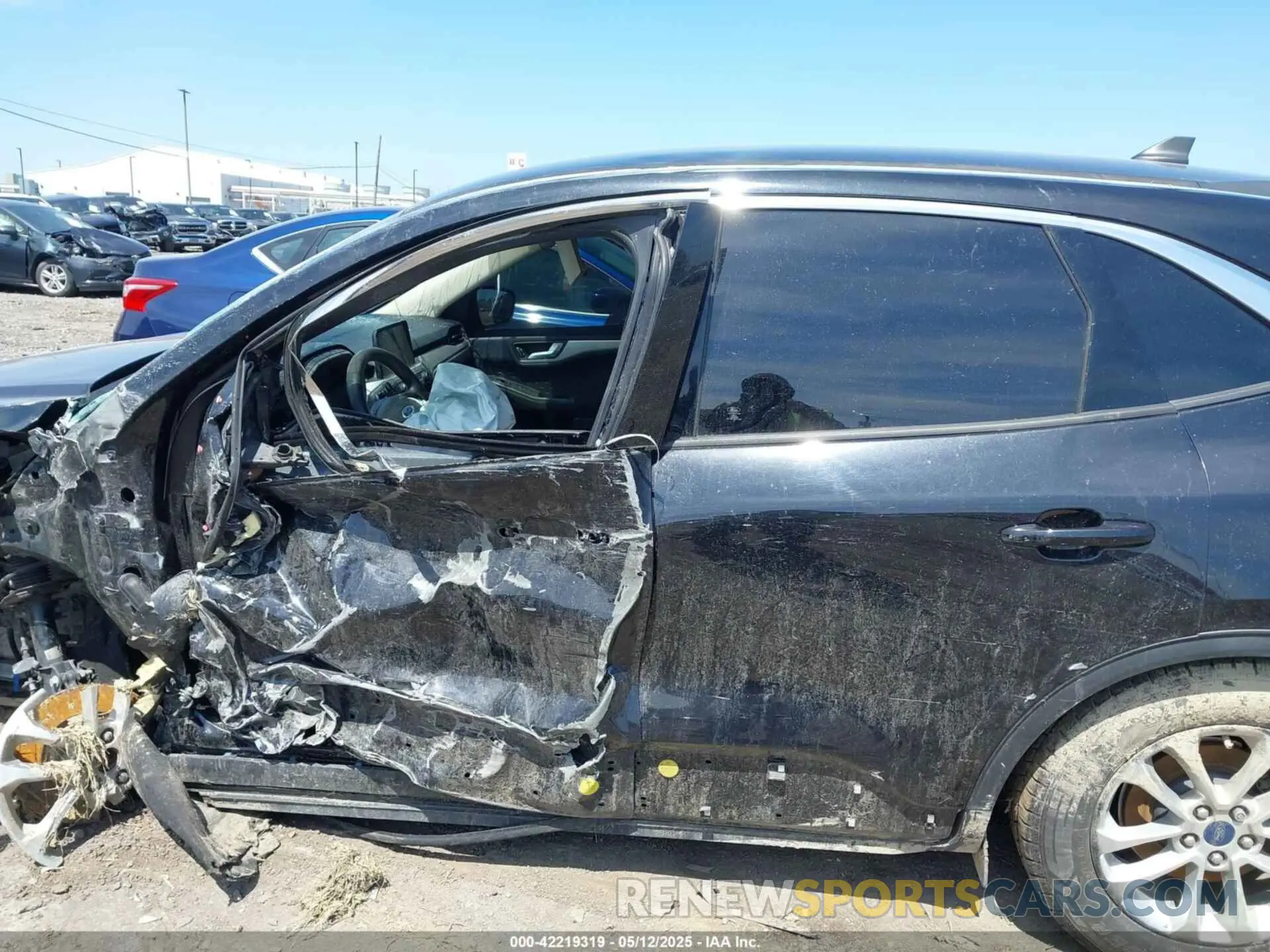 13 fotografías del automóvil dañado 1FMCU0G64LUA93755 FORD ESCAPE 2020