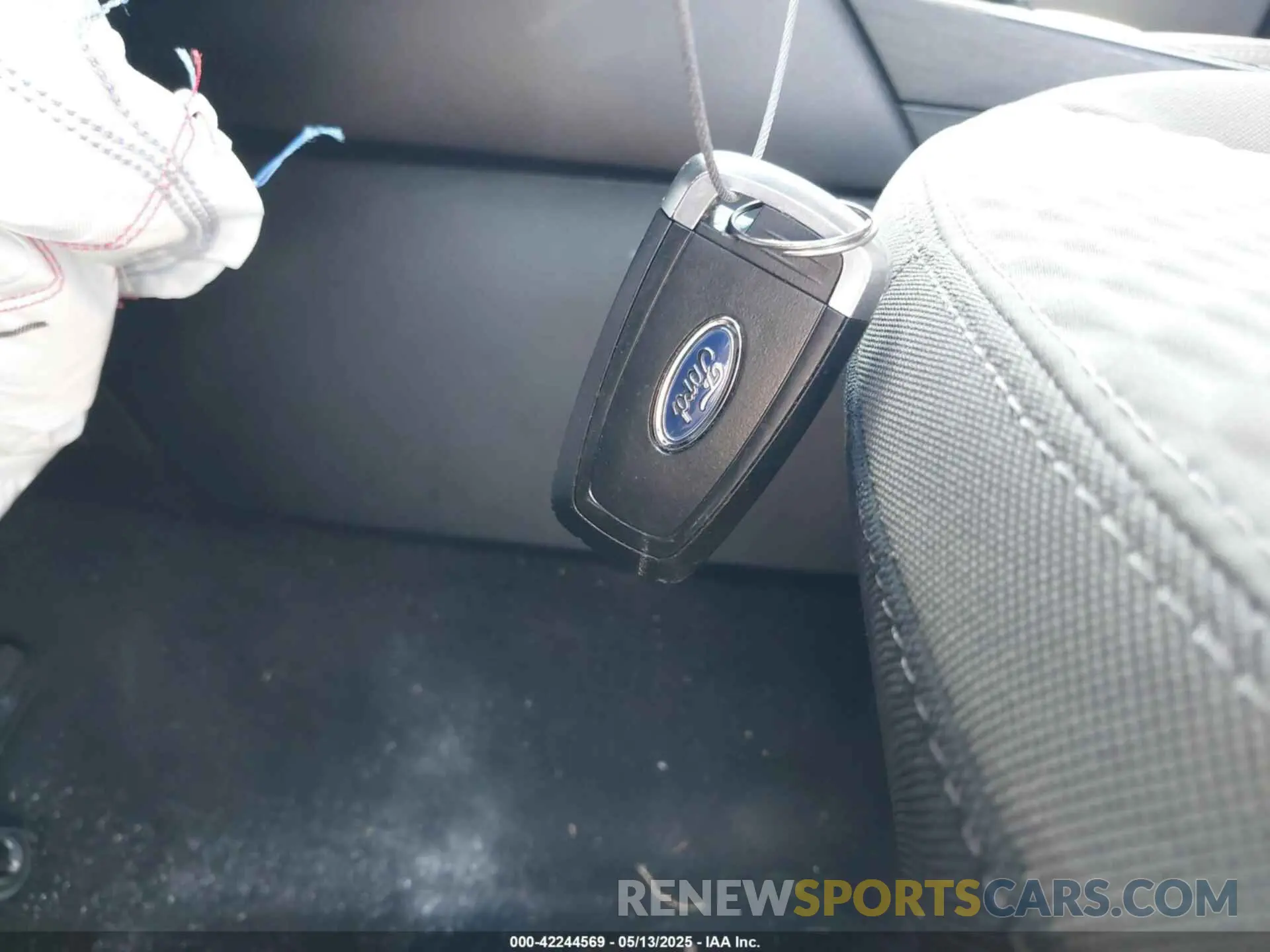 11 fotografías del automóvil dañado 1FMCU0G65LUA92260 FORD ESCAPE 2020