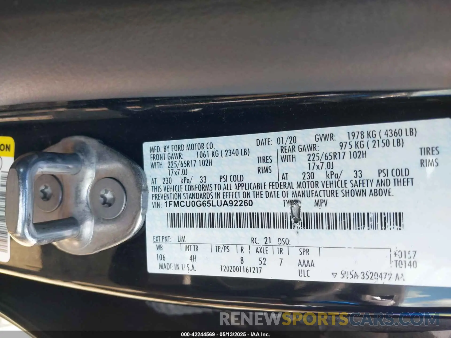 9 fotografías del automóvil dañado 1FMCU0G65LUA92260 FORD ESCAPE 2020