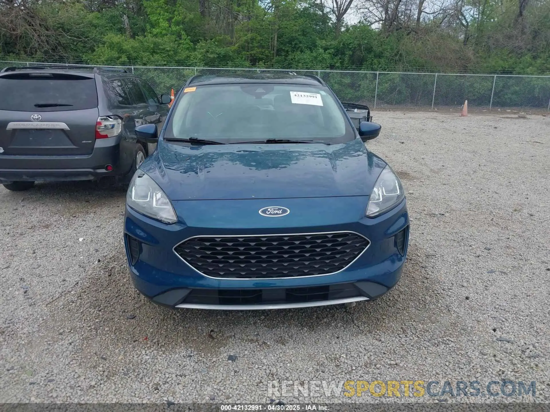 12 fotografías del automóvil dañado 1FMCU0G65LUA98916 FORD ESCAPE 2020