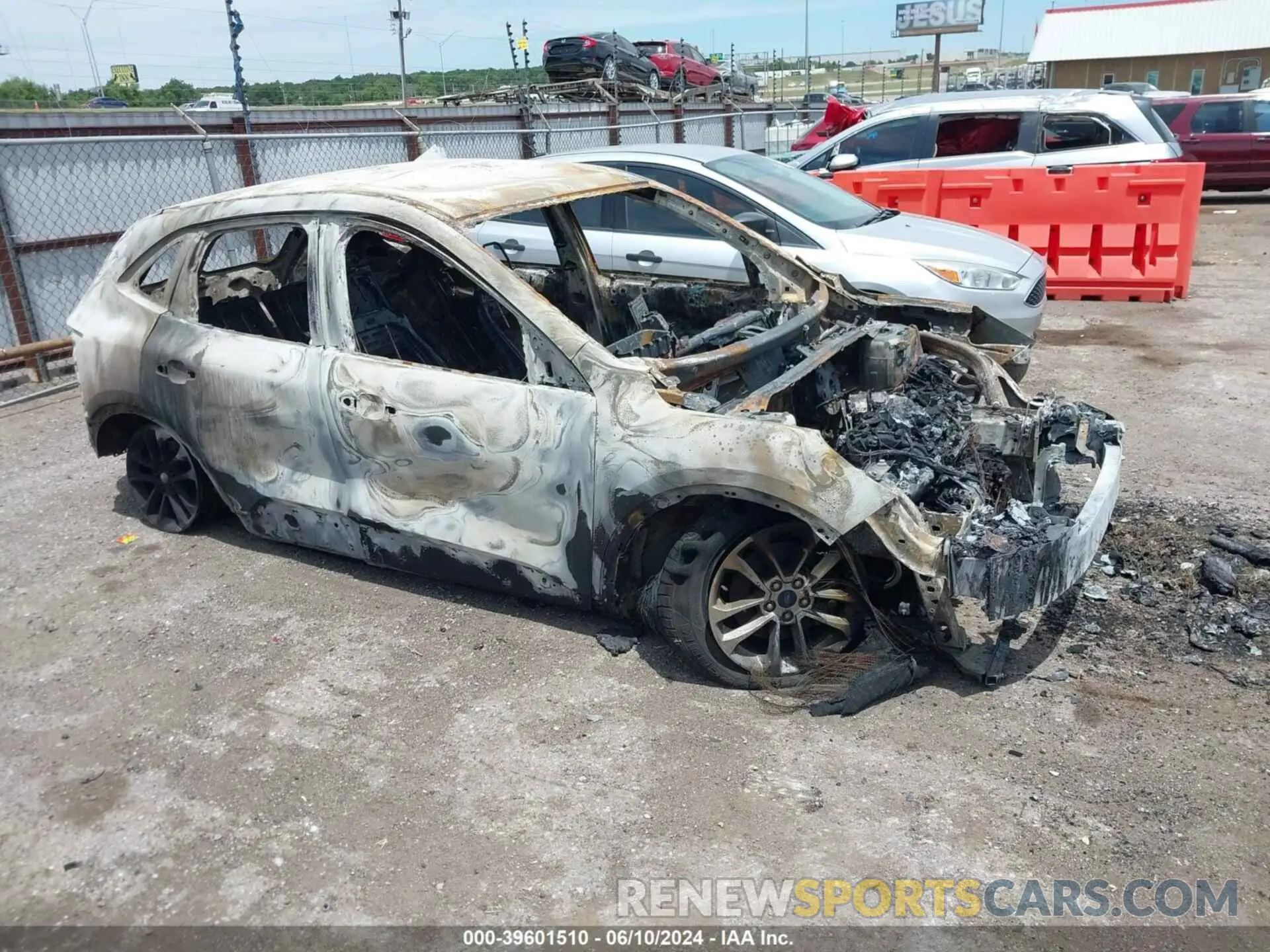 1 fotografías del automóvil dañado 1FMCU0G65LUB03144 FORD ESCAPE 2020