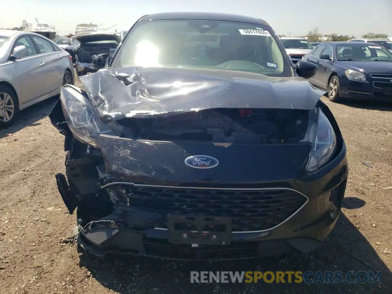 5 fotografías del automóvil dañado 1FMCU0G65LUB48617 FORD ESCAPE 2020