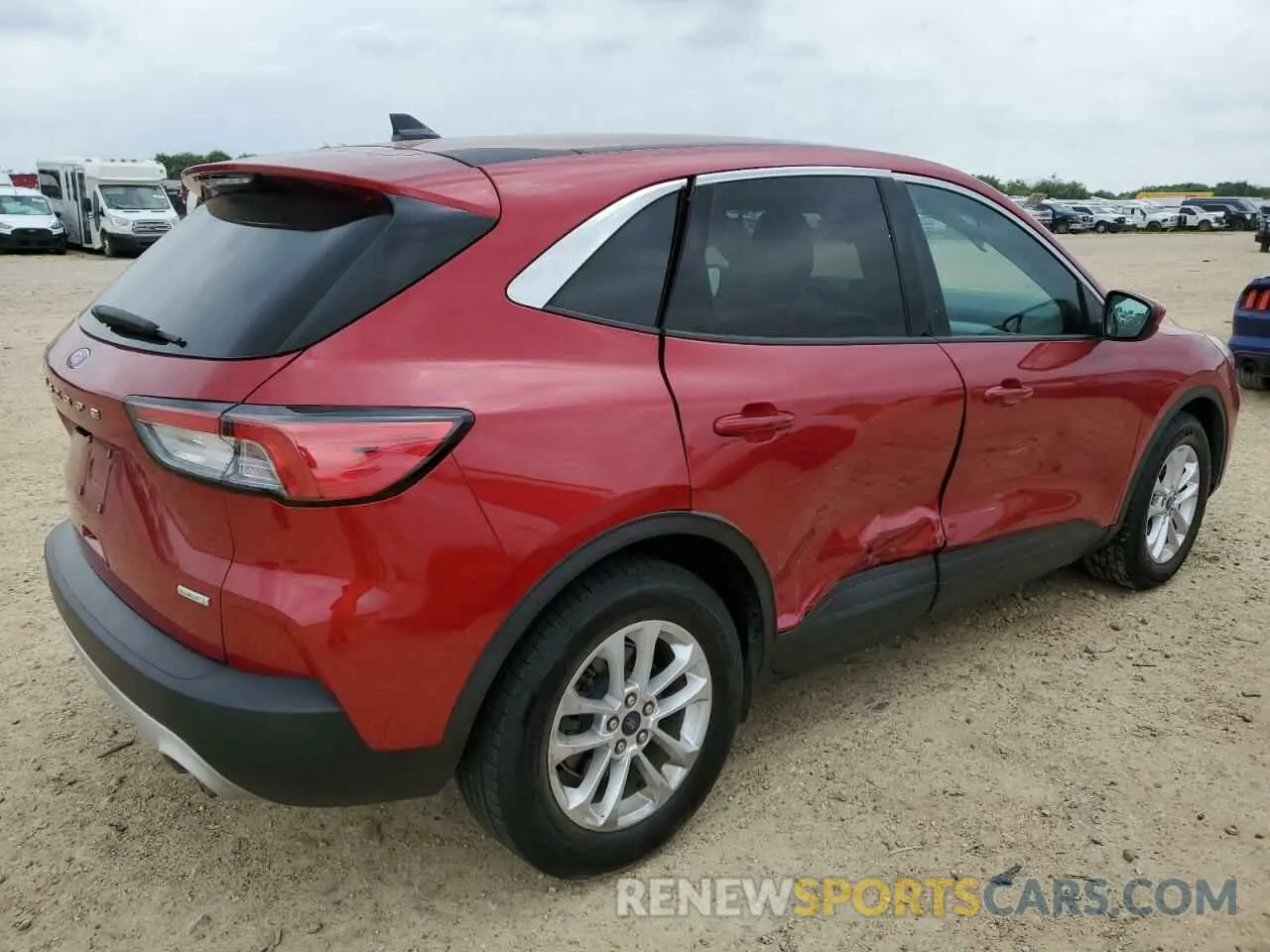3 fotografías del automóvil dañado 1FMCU0G66LUA28695 FORD ESCAPE 2020