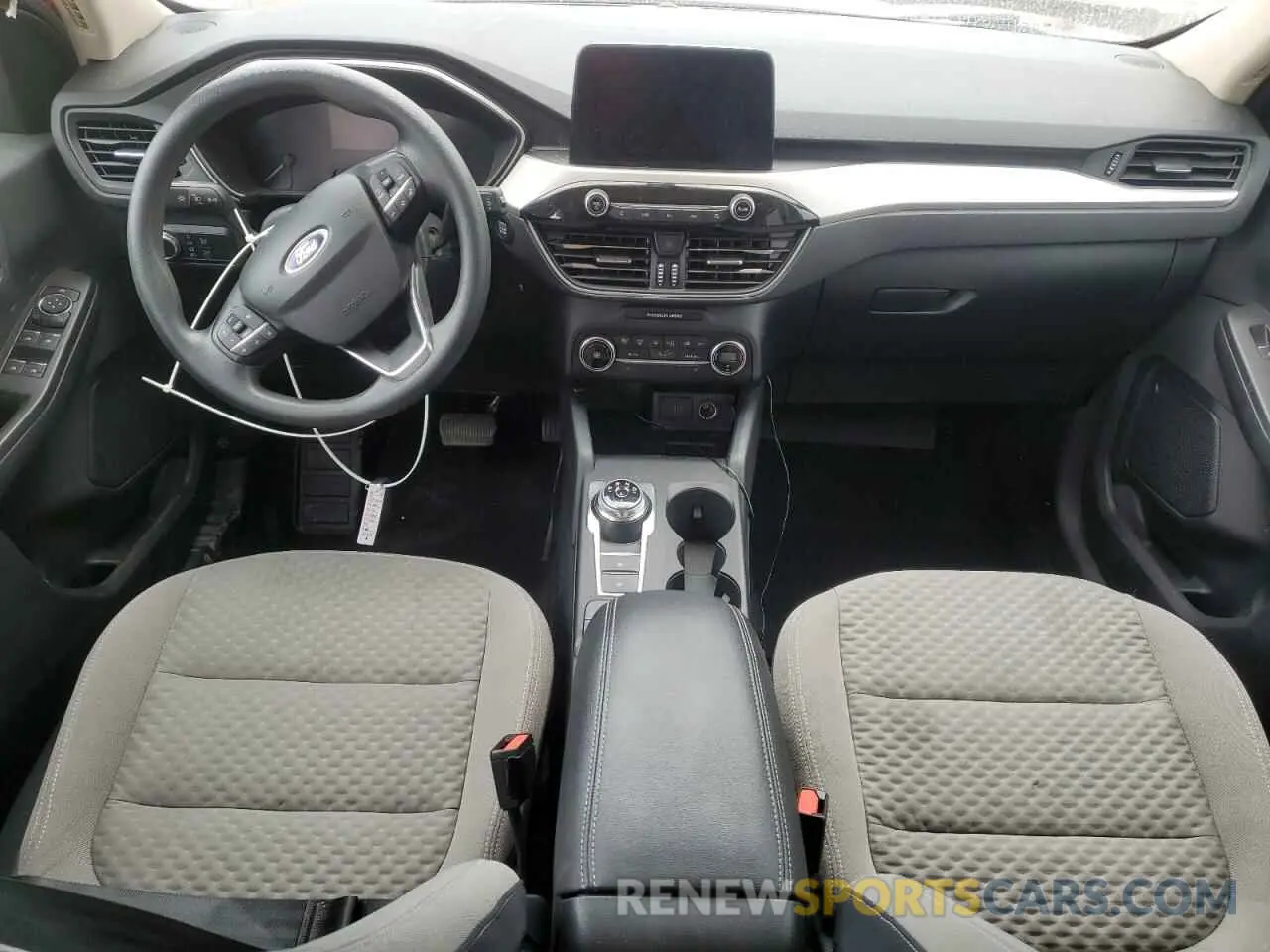 8 fotografías del automóvil dañado 1FMCU0G66LUA28695 FORD ESCAPE 2020