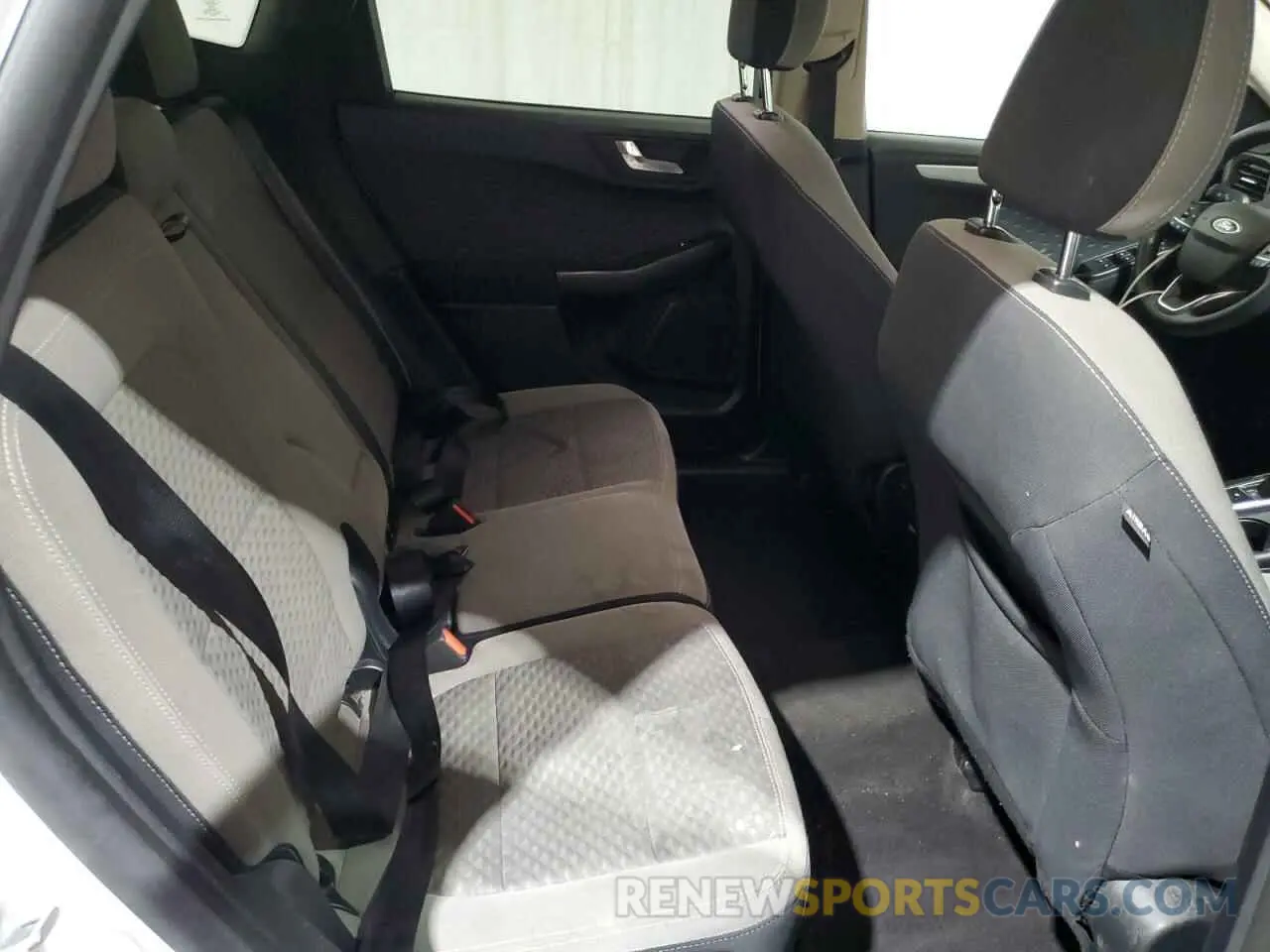 11 fotografías del automóvil dañado 1FMCU0G66LUA85477 FORD ESCAPE 2020