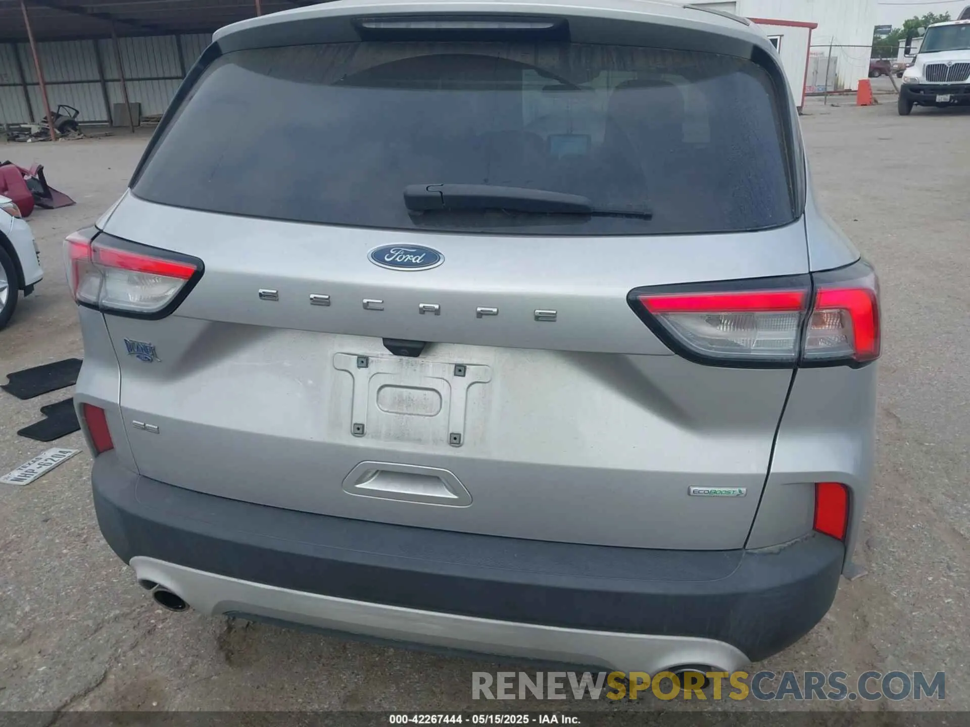 16 fotografías del automóvil dañado 1FMCU0G66LUB01838 FORD ESCAPE 2020