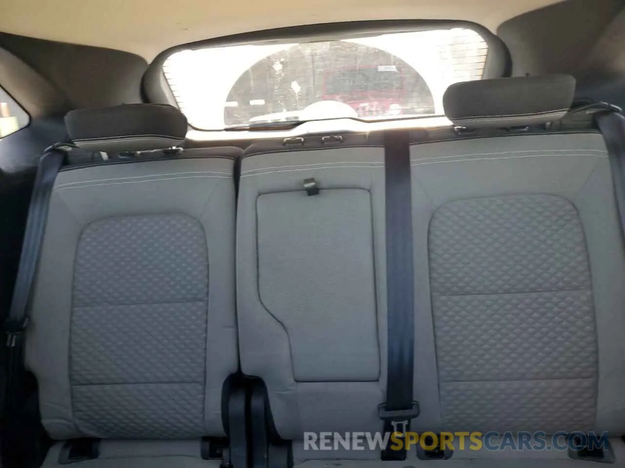10 fotografías del automóvil dañado 1FMCU0G66LUB04576 FORD ESCAPE 2020