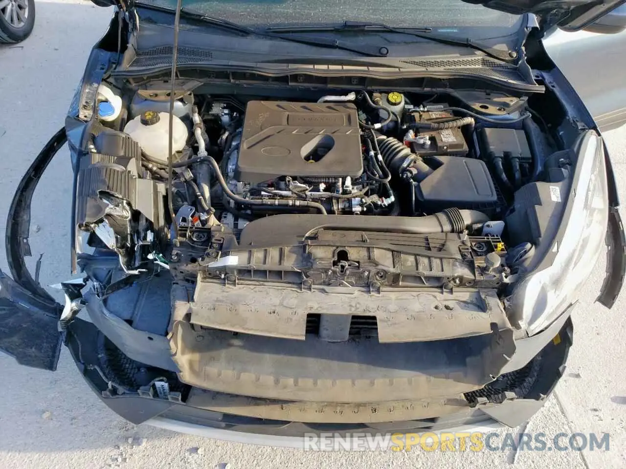 11 fotografías del automóvil dañado 1FMCU0G66LUB65748 FORD ESCAPE 2020