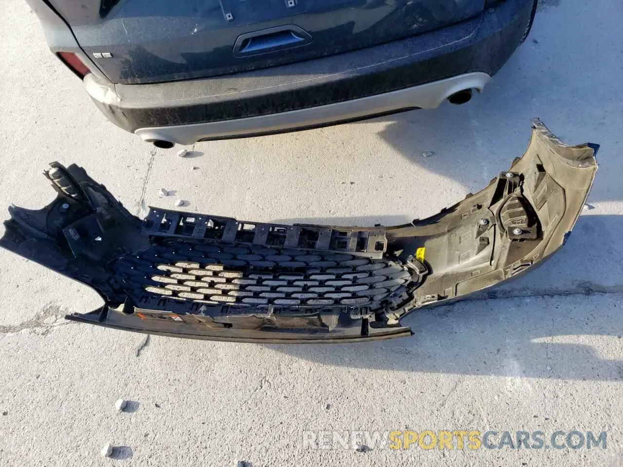 12 fotografías del automóvil dañado 1FMCU0G66LUB65748 FORD ESCAPE 2020