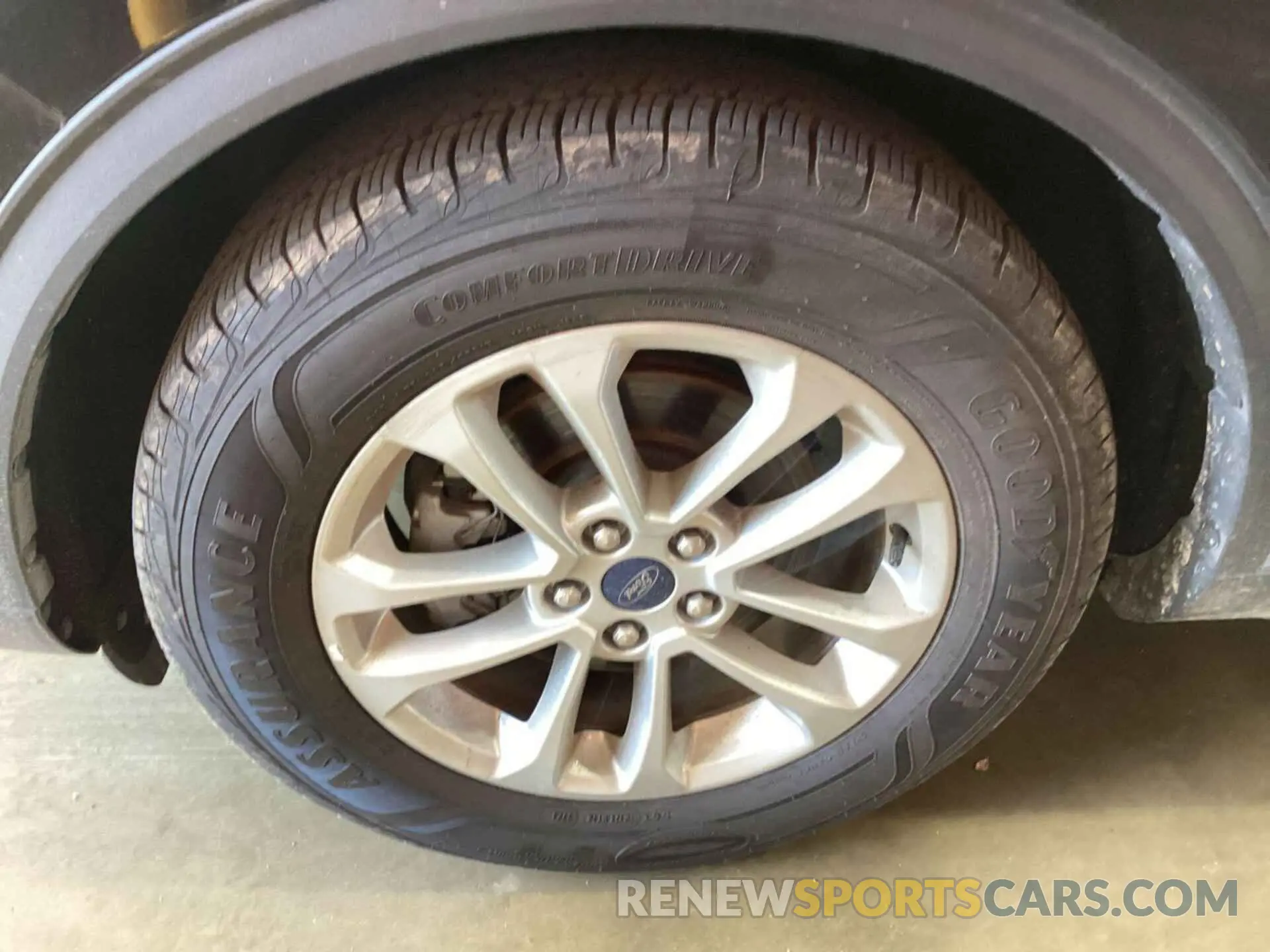 12 fotografías del automóvil dañado 1FMCU0G66LUB80900 FORD ESCAPE 2020