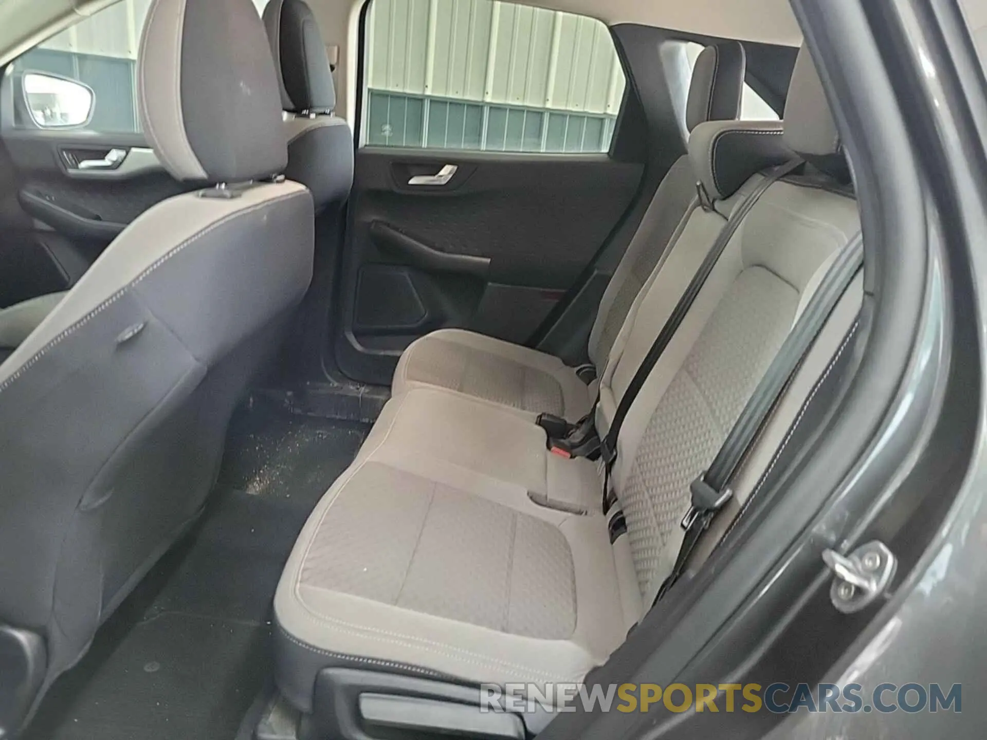 6 fotografías del automóvil dañado 1FMCU0G66LUB83778 FORD ESCAPE 2020