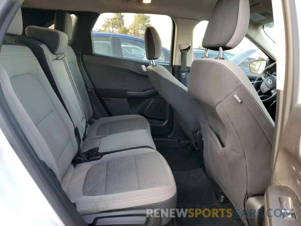 11 fotografías del automóvil dañado 1FMCU0G66LUC22241 FORD ESCAPE 2020
