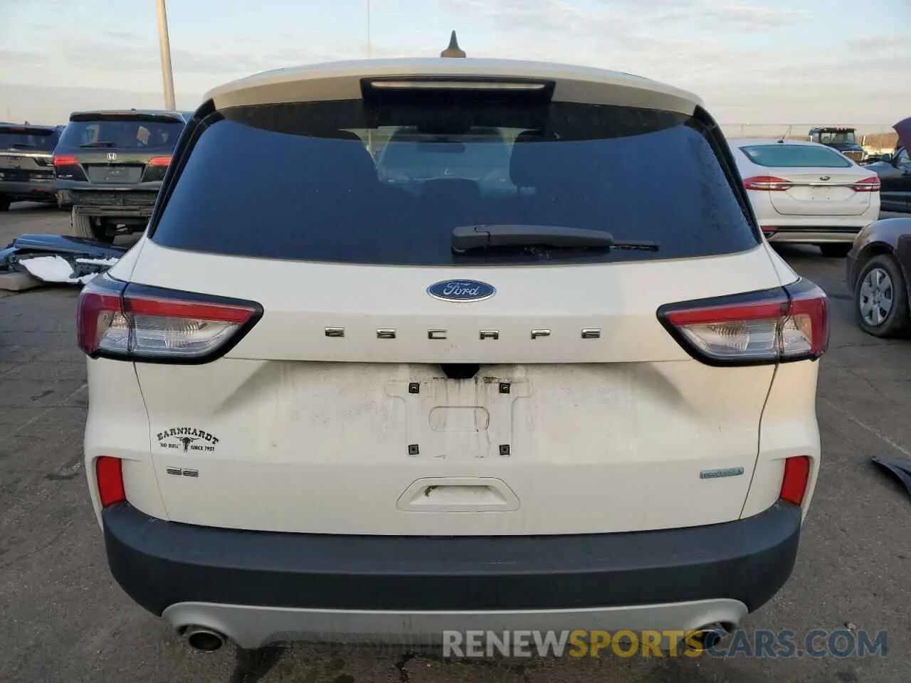 6 fotografías del automóvil dañado 1FMCU0G66LUC22241 FORD ESCAPE 2020