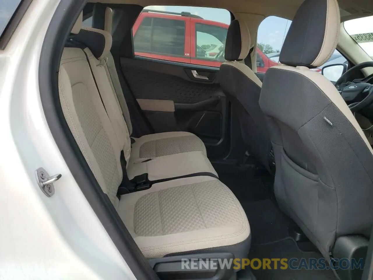 10 fotografías del automóvil dañado 1FMCU0G66LUC40688 FORD ESCAPE 2020
