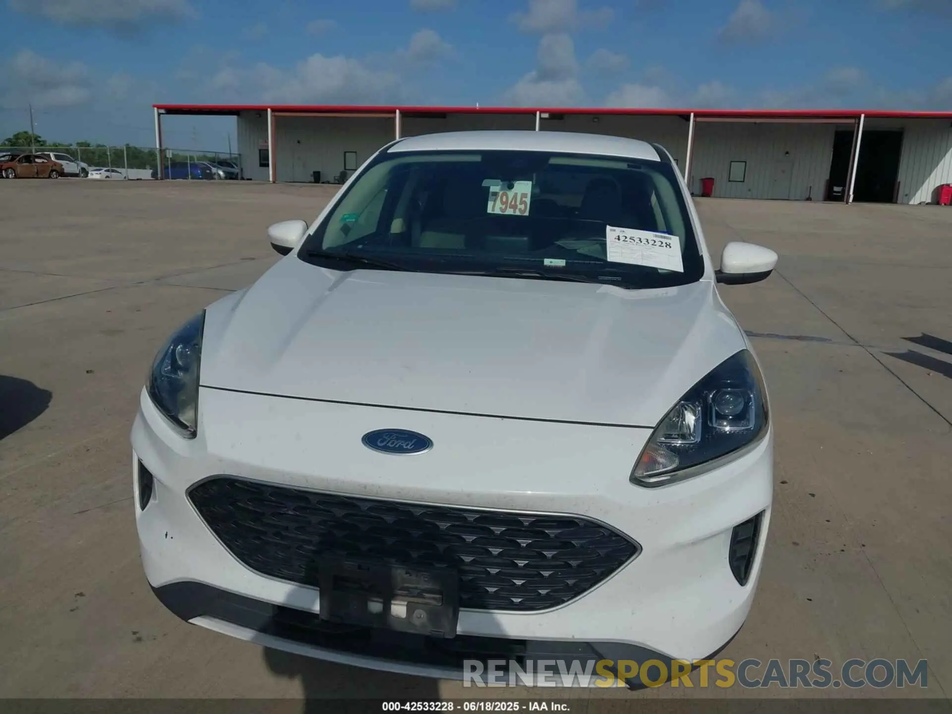 6 fotografías del automóvil dañado 1FMCU0G67LUA10190 FORD ESCAPE 2020