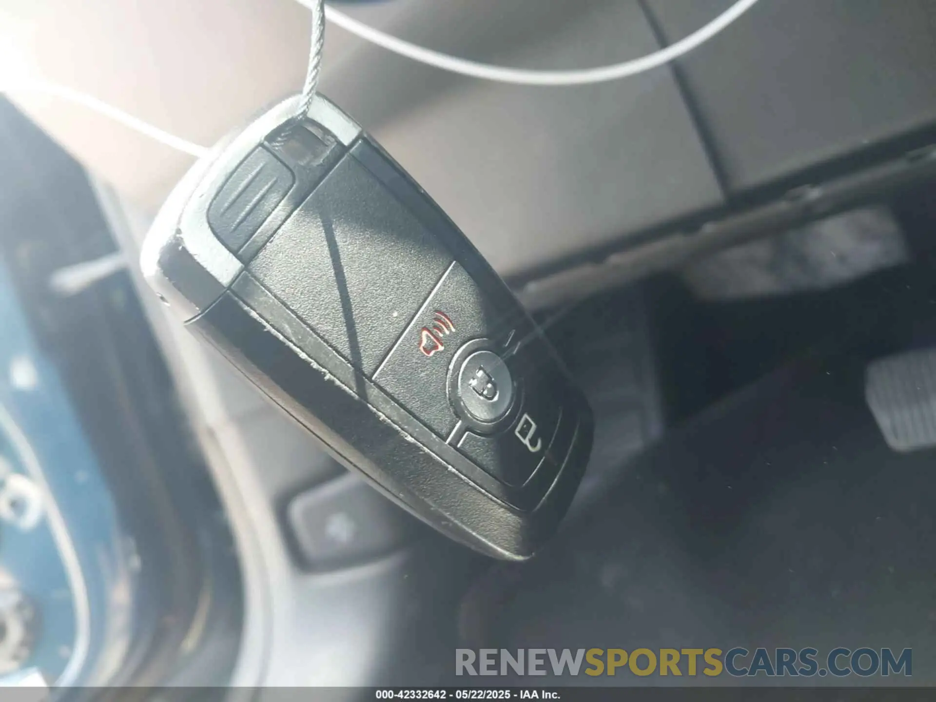 11 fotografías del automóvil dañado 1FMCU0G67LUA83768 FORD ESCAPE 2020