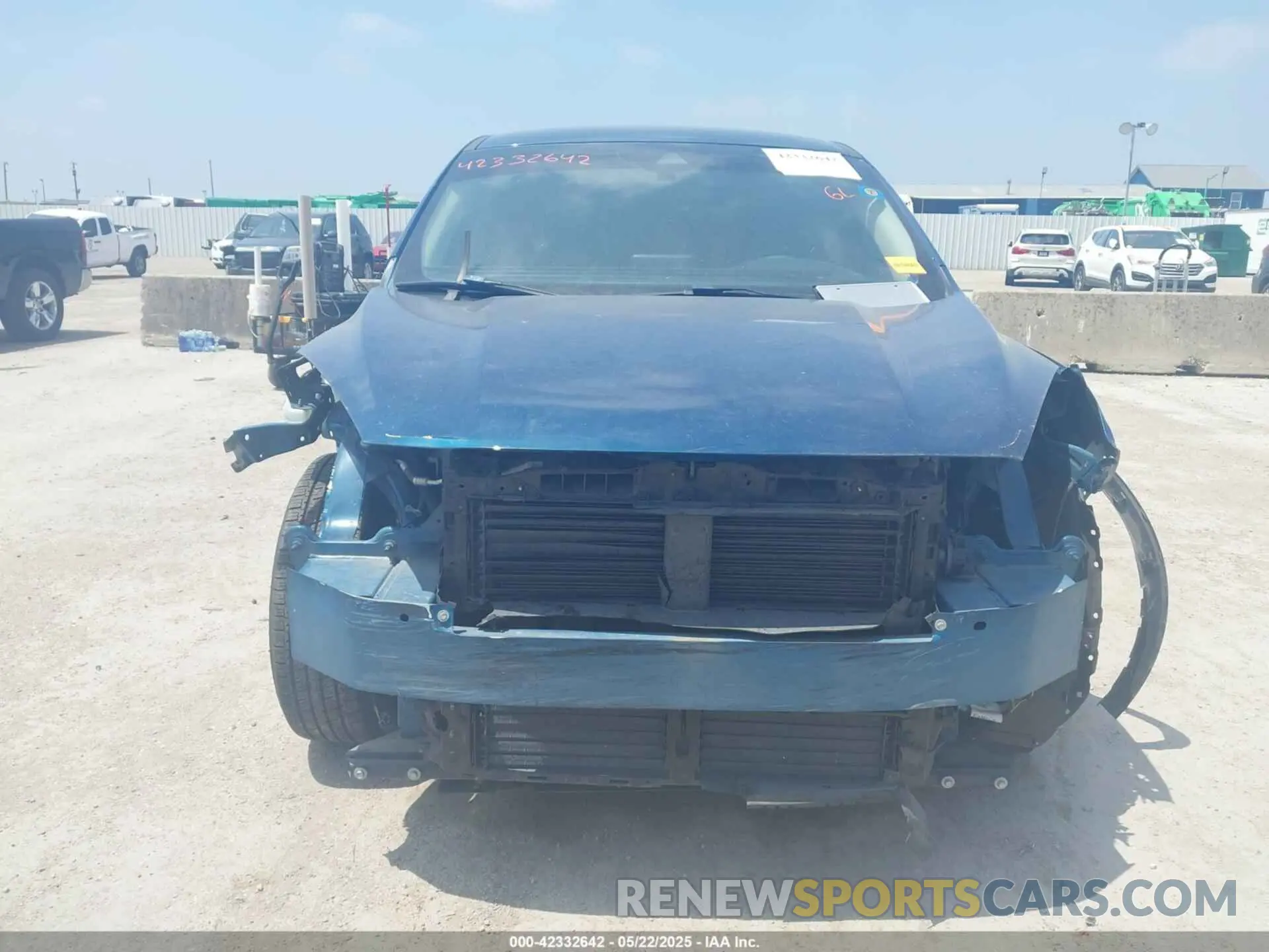 12 fotografías del automóvil dañado 1FMCU0G67LUA83768 FORD ESCAPE 2020